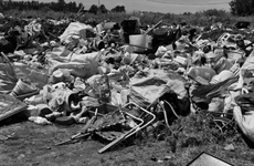 Imagen de El gobierno de Tonelli gener&oacute; un basural a cielo abierto en la playa de estacionamiento de camiones