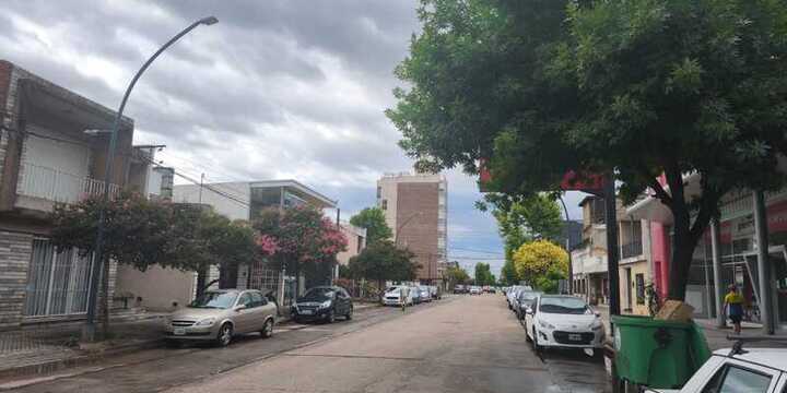 Imagen de Alerta amarilla por tormentas en Arroyo Seco: se espera un marcado descenso de la temperatura