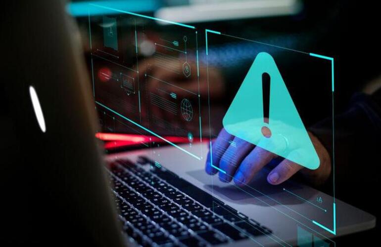 Imagen de Alerta por estafas: falsos descuentos de EPE, PAMI e YPF buscan vaciar cuentas bancarias