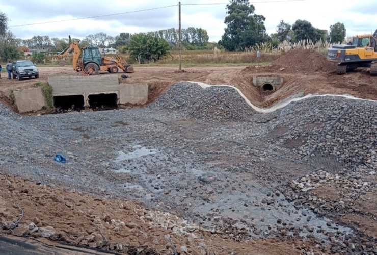 Imagen de Plan hídrico en Santa Fe: la Provincia interviene en 100 localidades para mitigar inundaciones y sequías Imagen de Plan hídrico en Santa Fe: la Provincia interviene en 100 localidades para mitigar inundaciones y sequías