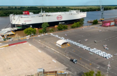 Imagen de Apertura del mercado automotor: ingresan los primeros 7.000 autos chinos de una licitaci&oacute;n de 50.000 unidades