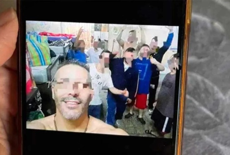 Imagen de Una familia santafesina fue estafada con un alquiler en la Costa y los presos se burlaron con una selfie desde la c&aacute;rcel