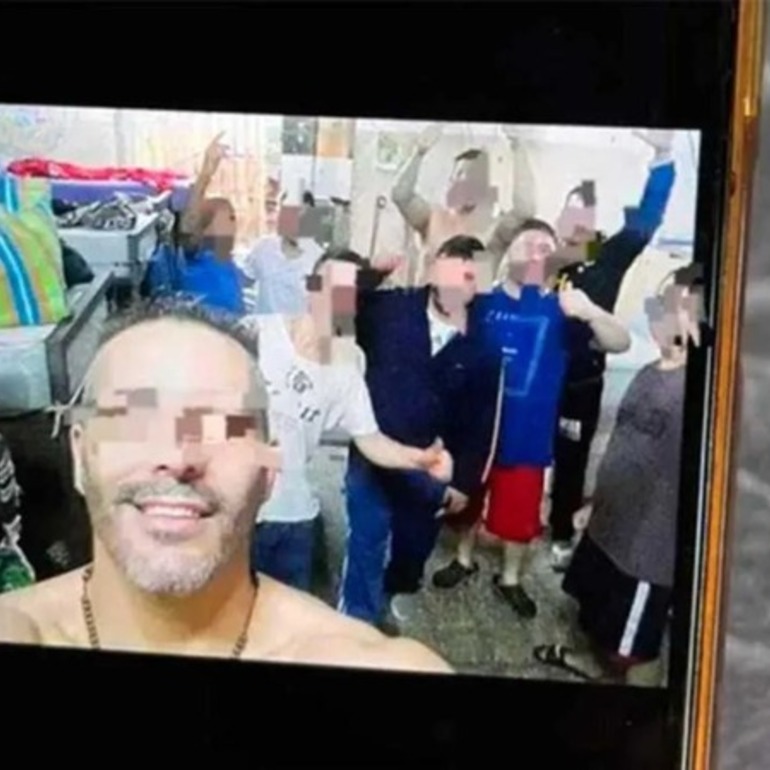 Imagen de Una familia santafesina fue estafada con un alquiler en la Costa y los presos se burlaron con una selfie desde la c&aacute;rcel