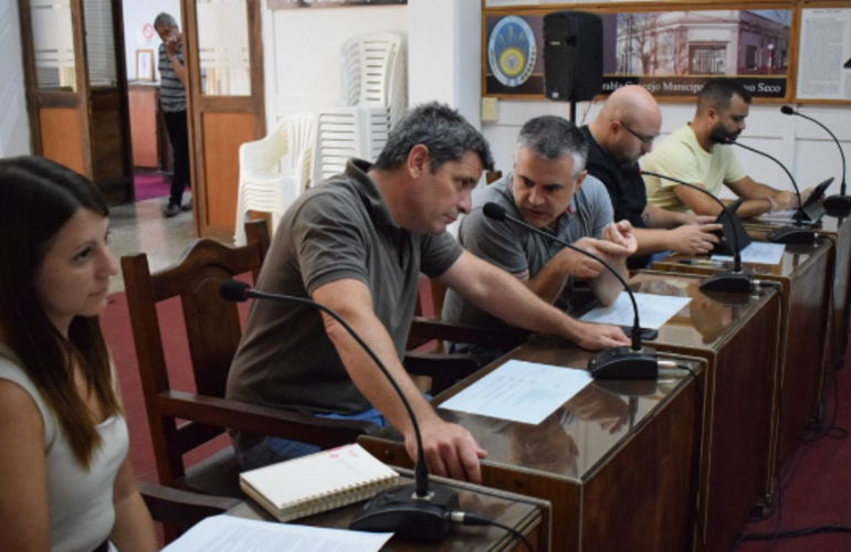 Imagen de El Concejo de Arroyo Seco busca municipalizar un tramo de la Ruta 21 y denuncia un basural a cielo abierto