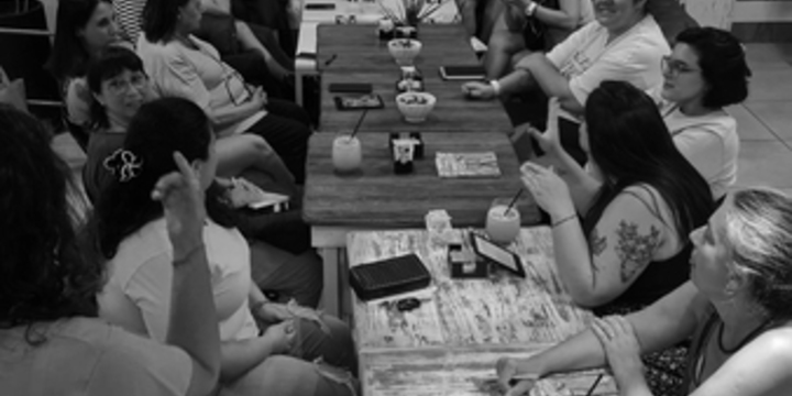 Imagen de Libros y Caf&eacute;: la alianza cultural revolucionaria en Arroyo Seco