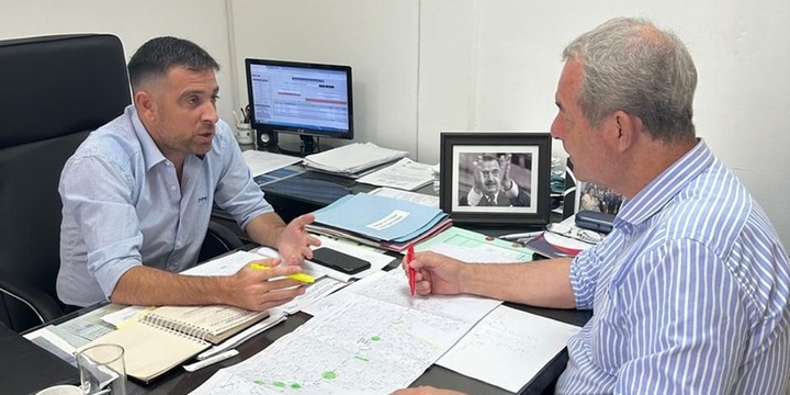 Imagen de Gesti&oacute;n por seguridad vial: El intendente Tonelli mantuvo una reuni&oacute;n clave en Vialidad Provincial