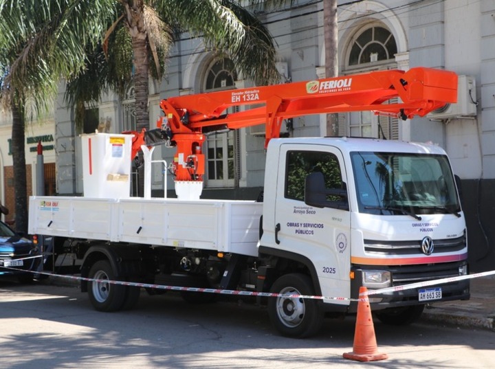 Imagen de Arroyo Seco suma un cami&oacute;n hidrogrua 0km para optimizar los servicios p&uacute;blicos