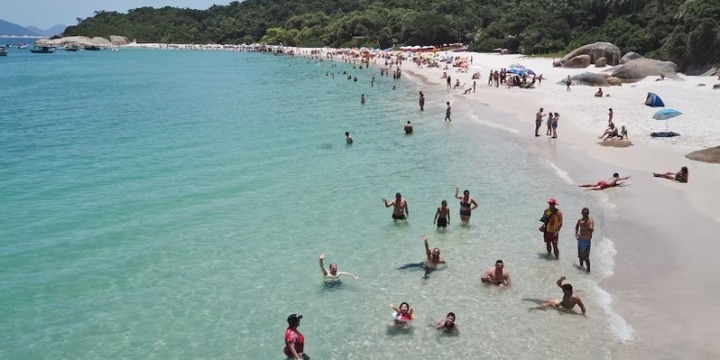 Imagen de M&aacute;s de 10 mil personas contrajeron gastroenteritis en Brasil