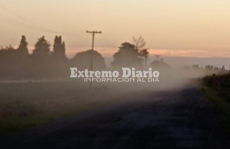 Imagen de Reclamo en Fighiera: piden mayor frecuencia del cami&oacute;n regador en el camino al Club de Pescadores