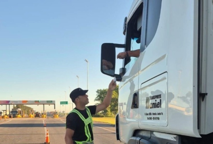 Imagen de La Provincia fiscaliz&oacute; m&aacute;s de 70.000 veh&iacute;culos en el primer mes de la temporada estival