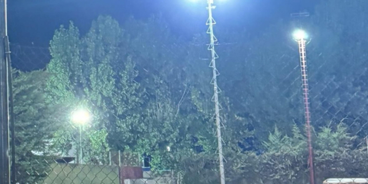 Imagen de Talleres tiene nueva iluminaci&oacute;n en sus canchas de Tenis