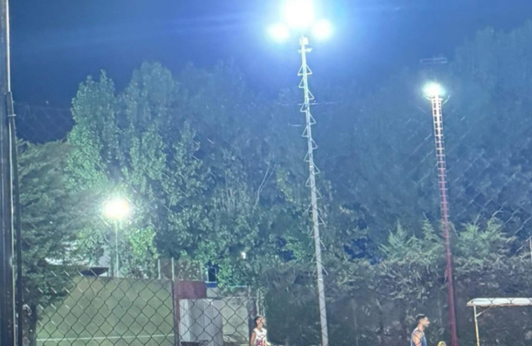 Imagen de Talleres tiene nueva iluminaci&oacute;n en sus canchas de Tenis