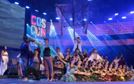 Imagen de Santa Fe brill&oacute; en Cosqu&iacute;n: ovaci&oacute;n de pie para el homenaje al Brigadier L&oacute;pez