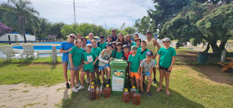 Imagen de D&iacute;a de la Educaci&oacute;n Ambiental: m&aacute;s de 6.000 alumnos fueron capacitados en el reciclaje de aceite de cocina