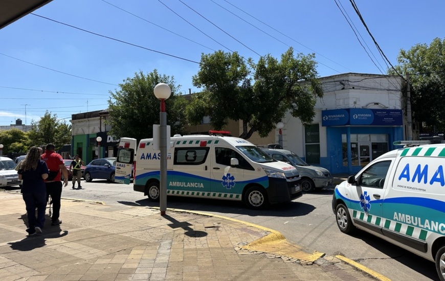 Imagen de Accidente de tr&aacute;nsito entre un veh&iacute;culo y un peat&oacute;n en Libertad y Belgrano