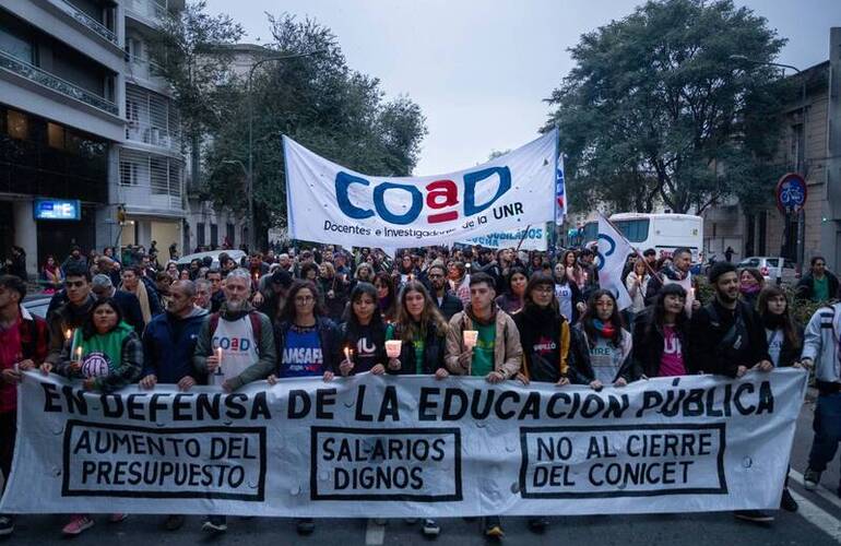 Imagen de Docentes universitarios en alerta: aseguran las mesas de febrero pero peligra el inicio del ciclo lectivo 2026
