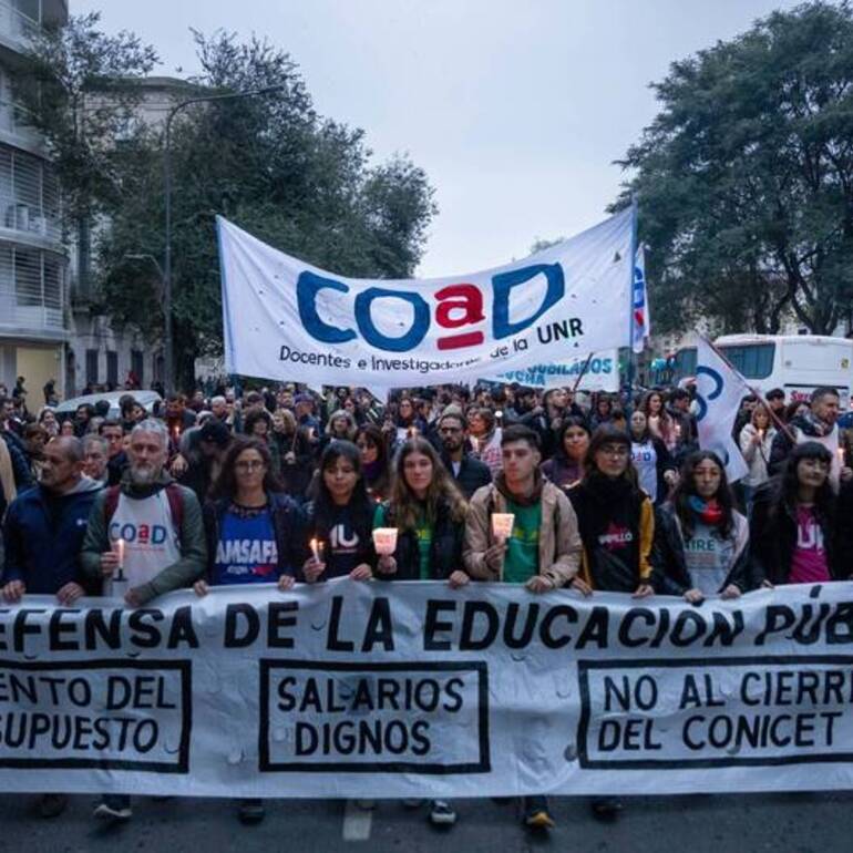 Imagen de Docentes universitarios en alerta: aseguran las mesas de febrero pero peligra el inicio del ciclo lectivo 2026