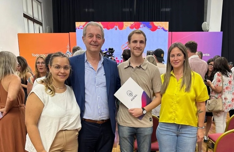 Nuestro intendente Daniel Tonelli y parte de su equipo participaron de dicha presentaci&oacute;n.