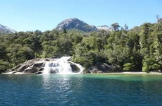 La mujer se desliz&oacute; en la Cascada Frey, se golpe&oacute; la cabeza contra una roca y muri&oacute;.