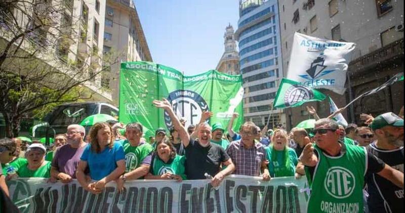 Imagen de Los gremios estatales lanzan un paro nacional para el 11 de febrero en rechazo a la reforma laboral