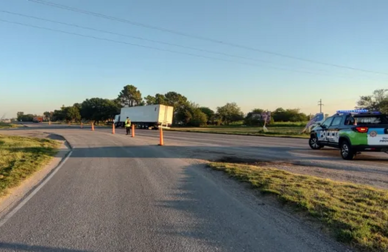 Imagen de Tragedia en la Ruta 34: Choque fatal entre dos camiones obliga al corte total del tr&aacute;nsito en Casas