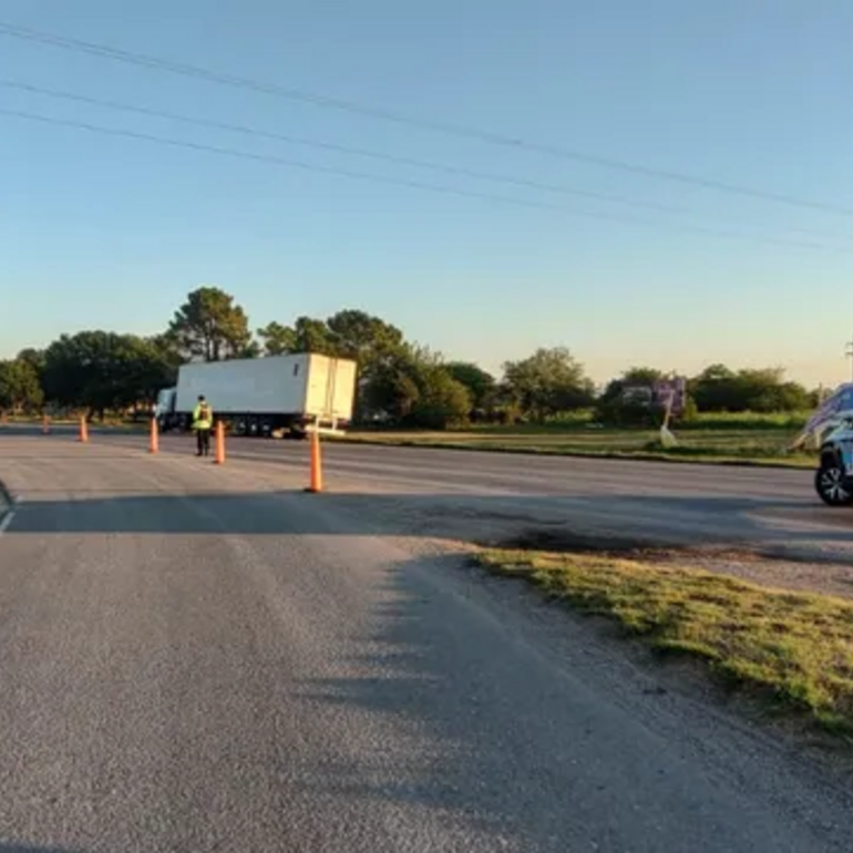 Imagen de Tragedia en la Ruta 34: Choque fatal entre dos camiones obliga al corte total del tr&aacute;nsito en Casas