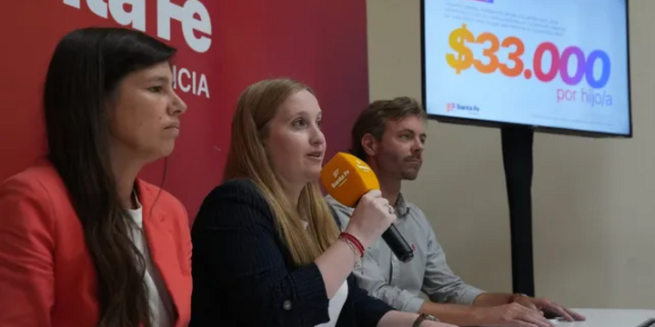 Imagen de Santa Fe anunci&oacute; el pago de una ayuda escolar de $33.000 por hijo: &iquest;A qui&eacute;nes alcanza el beneficio?