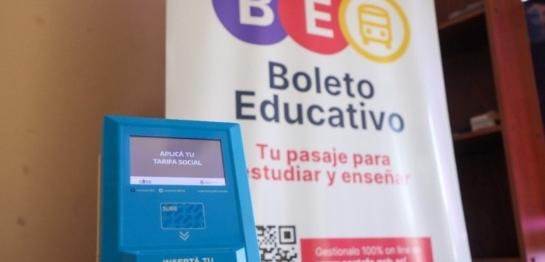 Imagen de Con 142 mil suscripciones, empieza a funcionar el Boleto Educativo para estudiantes, docentes y asistentes escolares
