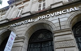 El joven fue llevado al hospital Provincial donde se constat&oacute; su deceso. (Alan Monz&oacute;n)