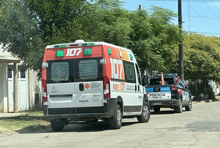 Imagen de Polic&iacute;a y el SIES asistieron a persona en estado de abandono en domicilio de calle Ju&aacute;rez Celman