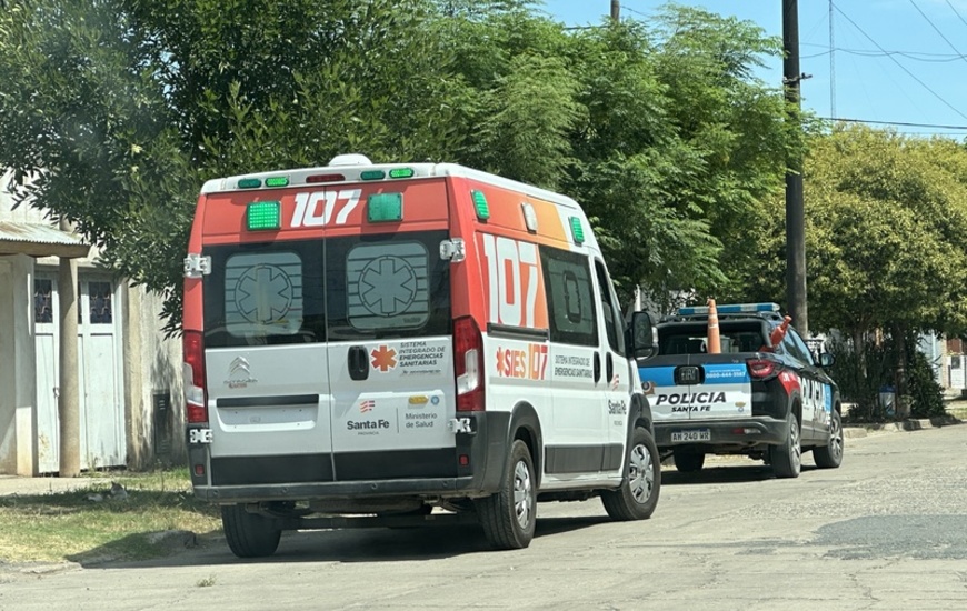Imagen de Polic&iacute;a y el SIES asistieron a persona en estado de abandono en domicilio de calle Ju&aacute;rez Celman