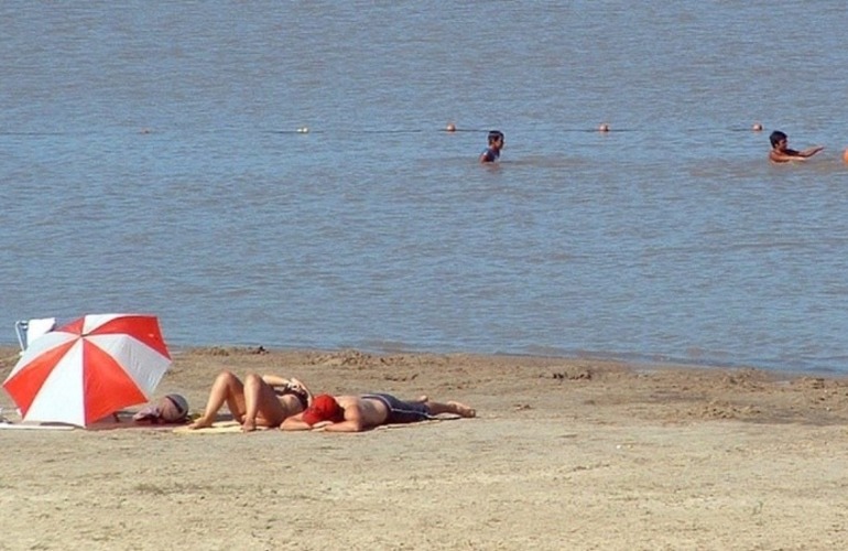 M&aacute;s de 40 personas sufrieron heridas por mordeduras de palometas en la costa de Victoria.
