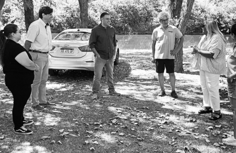 Funcionarios locales y provinciales participaron de la presentaci&oacute;n