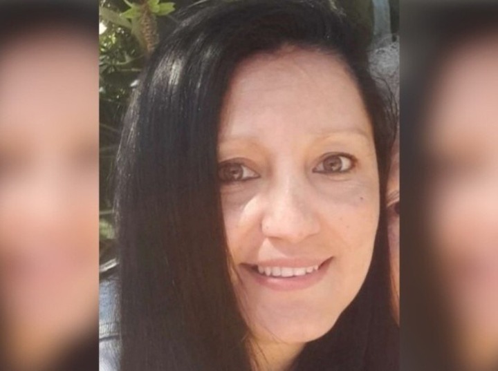 De contextura mediana, Jorgelina Ferroni tiene tatuajes en ambos tobillos, tez trigue&ntilde;a, ojos color marr&oacute;n y pelo largo negro.