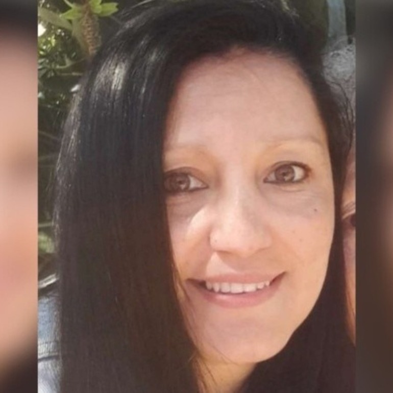 De contextura mediana, Jorgelina Ferroni tiene tatuajes en ambos tobillos, tez trigue&ntilde;a, ojos color marr&oacute;n y pelo largo negro.