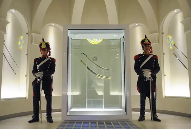 Imagen de Pol&eacute;mico traslado del sable corvo de San Mart&iacute;n a San Lorenzo: "Se deber&iacute;a usar una r&eacute;plica"