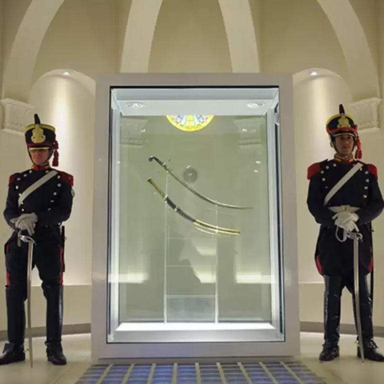 Imagen de Pol&eacute;mico traslado del sable corvo de San Mart&iacute;n a San Lorenzo: "Se deber&iacute;a usar una r&eacute;plica"