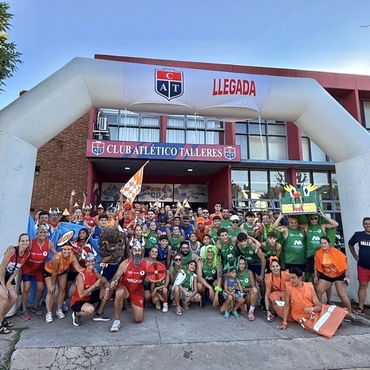 Imagen de Cierre de las Olimp&iacute;adas CAT 2026 con una Marat&oacute;n y el equipo 'Naranja' como ganador