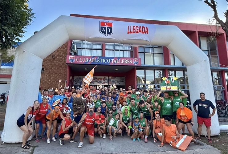 Imagen de Cierre de las Olimp&iacute;adas CAT 2026 con una Marat&oacute;n y el equipo 'Naranja' como ganador