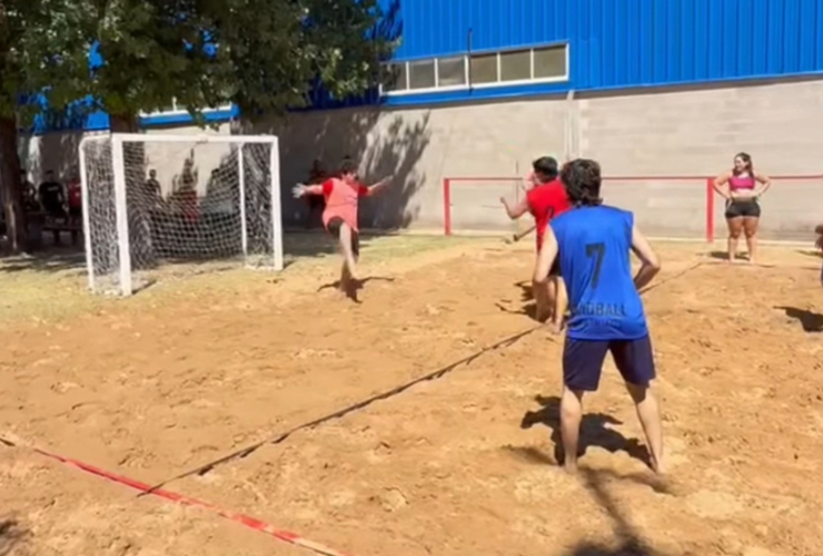 Imagen de Torneo de Beach Handball en Talleres