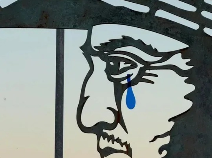 Imagen de Intervinieron una figura de San Mart&iacute;n en San Lorenzo tras la pol&eacute;mica por el sable corvo