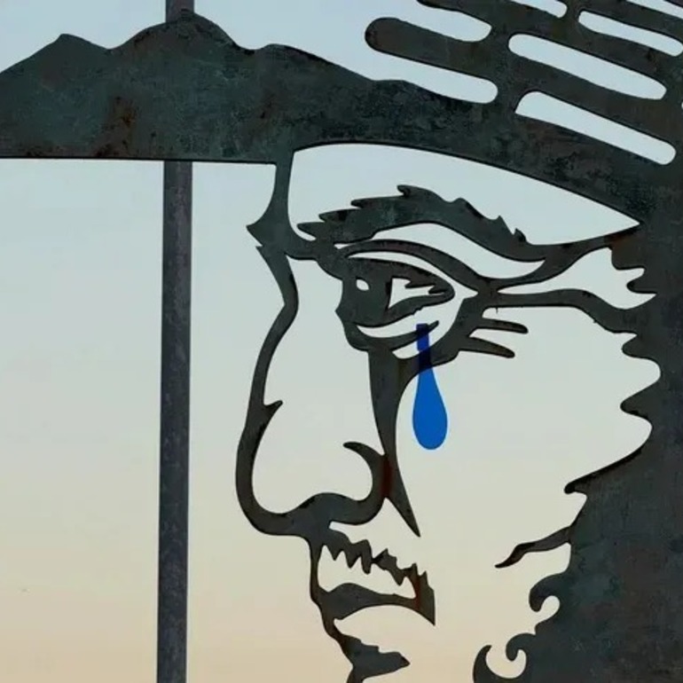 Imagen de Intervinieron una figura de San Mart&iacute;n en San Lorenzo tras la pol&eacute;mica por el sable corvo