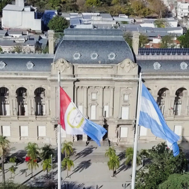 Imagen de Santa Fe reabre las paritarias: el Gobierno convoc&oacute; a los gremios para este mi&eacute;rcoles