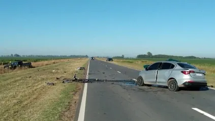 Imagen de Tragedia en la ruta 90: dos muertos tras un violento choque frontal entre Alcorta y Carreras