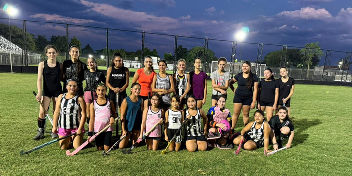 Imagen de Hockey Uni&oacute;n: Iniciaron los entrenamientos de las inferiores