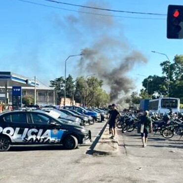 Imagen de Conflicto en Santa Fe: el gobierno provincial present&oacute; una nueva propuesta, pero la protesta policial se mantiene
