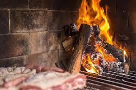 Imagen de Funes: dos hombres sufrieron graves quemaduras al intentar encender el fuego para un asado