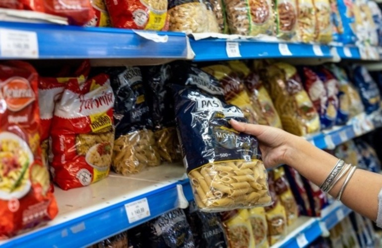 Imagen de Una familia necesit&oacute; en enero $1.360.000 para no ser pobre en Argentina, seg&uacute;n el Indec