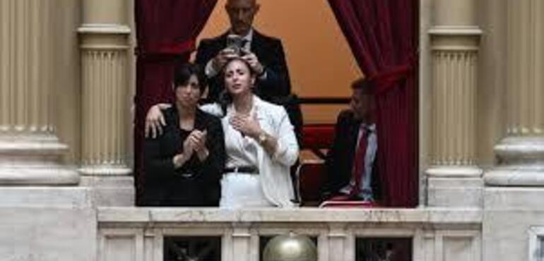 Imagen de Media sanci&oacute;n a la baja de punibilidad: el conmovedor testimonio de la madre de Jerem&iacute;as Monz&oacute;n en el Congreso