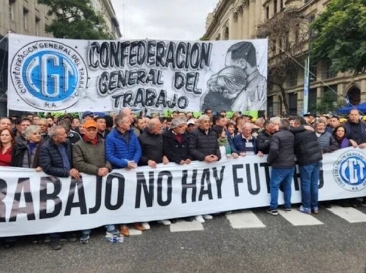 La central obrera no descarta que se llame a un paro general durante las próximas semanas. La central obrera no descarta que se llame a un paro general durante las próximas semanas.